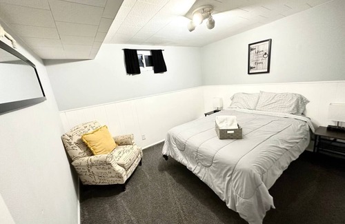 Twin Lakes Apartment | Cozy Basement near downtown & major highwaysnn
