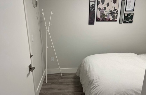 Halifax House | Cozy Basement Suite.