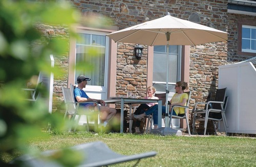 Weweler House | Cozy home in Steffeshausen-Burg Reuland