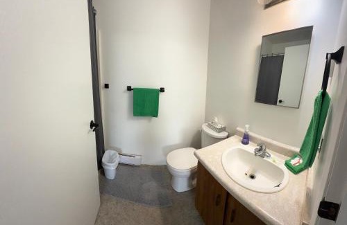 East Kootenay Apartment | Cozy Beach 2 bedroom apartment