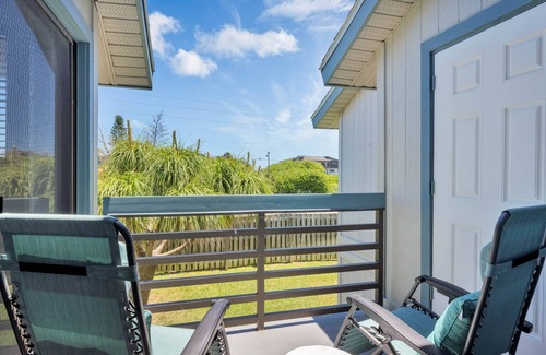 New Smyrna Beach Condo | Cozy beach condo & just steps to the Atlantic Ocean