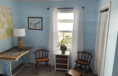 Port Hadlock House | Cozy beach cottage near Port Townsend!