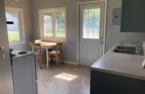 Storm Lake Cottage | Cozy Beach Cottage. Great lake views. Lake access! Sleeps 6 efficiently.