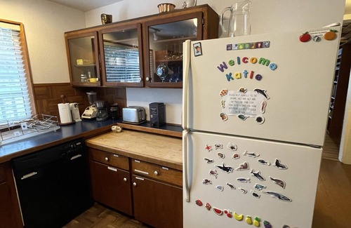 Olympia Cottage | Cozy Beach Cottage on Budd Bay — Pet Friendly!