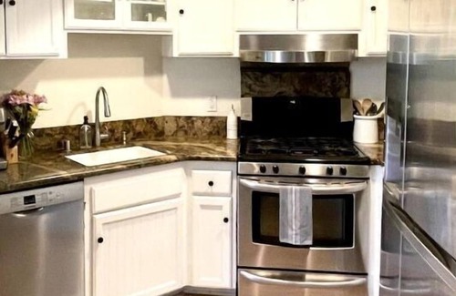 Leucadia Cottage | Cozy Beach Cottage, Vacation Ready!