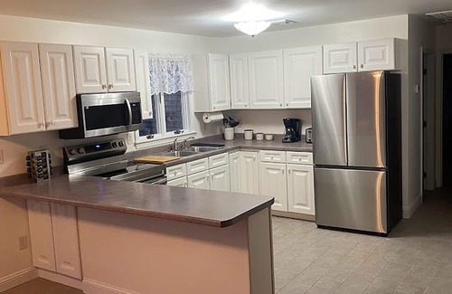 Adamsville Cottage | Cozy Beach Cottage- walk to beach