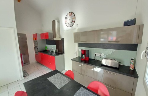 Bretignolles-sur-Mer House | Cozy Beachside House with Pool Access, 150m to Beach, Summer Fun, WiFi Included