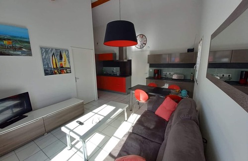 Bretignolles-sur-Mer House | Cozy Beachside House with Pool Access, 150m to Beach, Summer Fun, WiFi Included