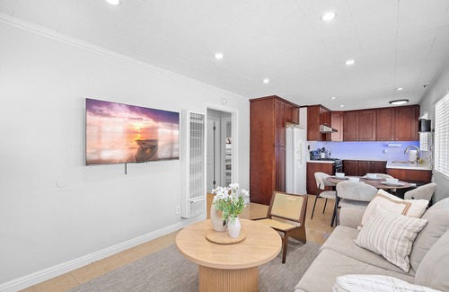 Seal Beach Bed & Breakfast | Cozy Beach Home Steps to Sand