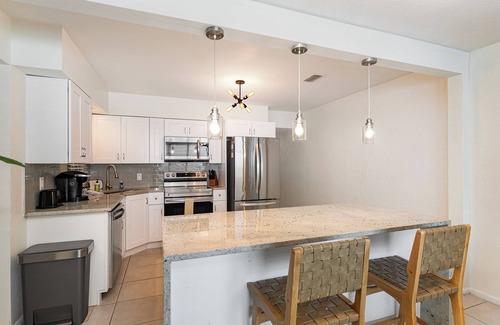 Convair Cove House | Cozy Beach Retreat: Walk to Cocoa Beach