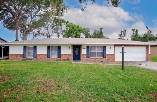 Deltona Lakes House | Cozy Beach-Themed Home. Springs and Beach nearby!