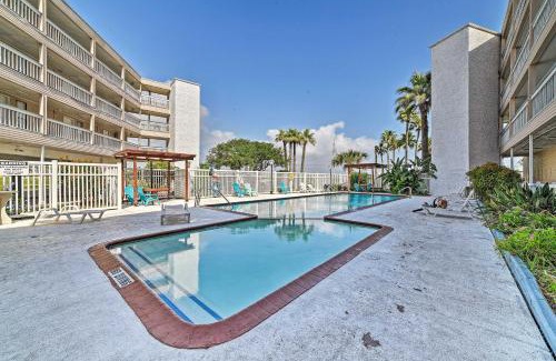 North Beach Apartment | Cozy Beach View Getaway with Resort Amenities!