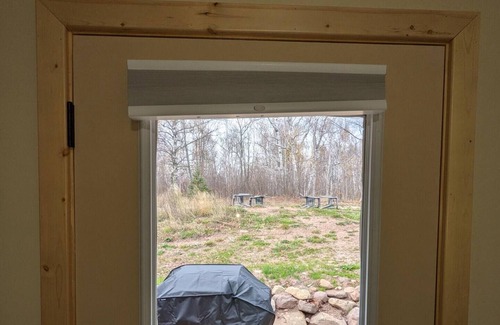 Tofte Apartment | Cozy Bear Den - Sauna New kitchen Fireplace Large tv Wifi Indoor sauna