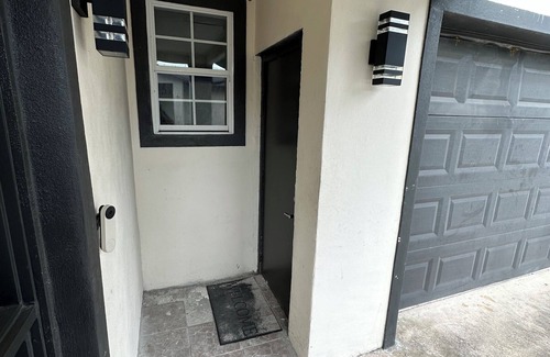 Orlando Apartment | Cozy, beautiful studio apartment perfect for weekend getaways for couples.