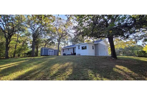 Bristow House | Cozy, beautifully remodeled home on Route 66