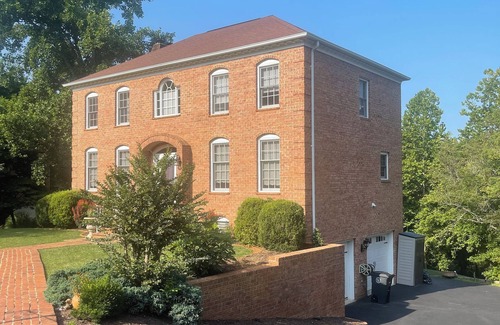 Lynchburg Bed & Breakfast | Cozy Bed and Breakfast in Lynchburg. Near downtown and close to everything