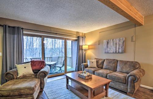 Bellaire Apartment | Cozy Bellaire Condo with Balcony - 3 Mi to Skiing!