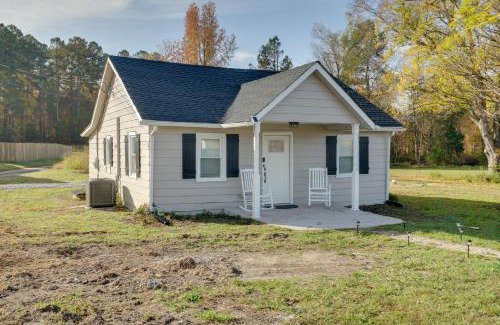 Blackstone House | Cozy Blackstone Getaway Less Than 2 Mi to Downtown!