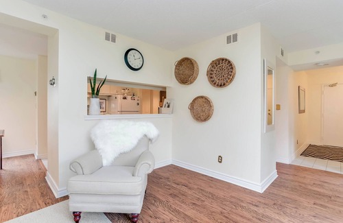 The Blue Mountains Condo | Cozy Blue Mountain getaway w/a full kitchen, furnished deck, & gas grill