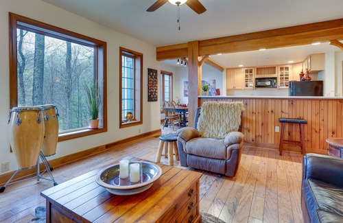Mountain Air Condo | Cozy Blue Ridge Mountains Vacation Rental!