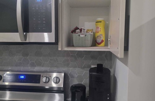 Calgary Apartment | COZY BRAND NEW LEGAL SUITE AT LIVINGSTON CALGARY - 10MINS TO THE AIRPORT