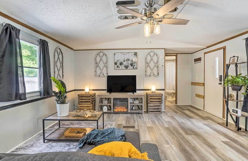 Logan House | Cozy Bremen Family Home w/ Hot Tub & Acreage!