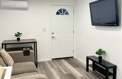 Granada Hills South House | Cozy & bright house in a great area of Los Angeles