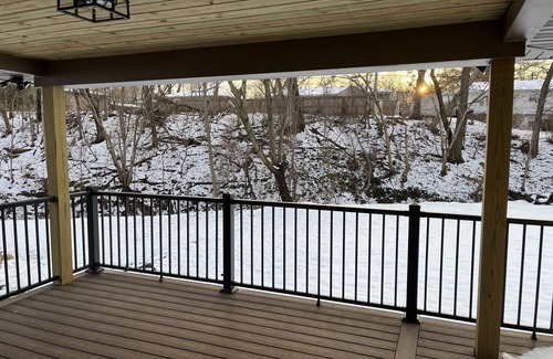 Rock Island House | cozy bright modern farm house feel conveniently located 3 bed 2 bath