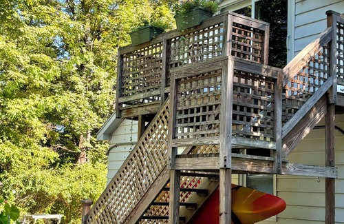 Mount Tremper Apartment | Cozy bright sunny 1-bedroom with quiet AC and WiFi in charming Mount Tremper
