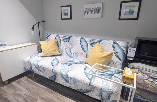 Woodbine - Lumsden House | Cozy Bsmt Apartment w/Parking & Patio - 20mins to Downtown & Beach