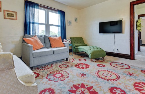 Cheektowaga Apartment | Cozy Buffalo Apartment ~ 8 Mi to Downtown!