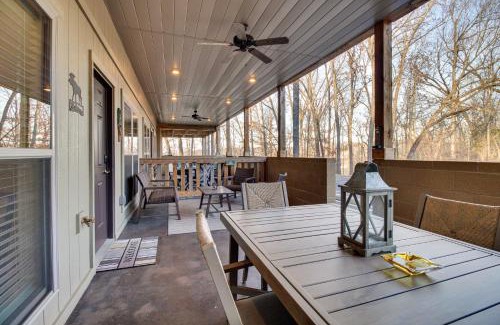 Bull Shoals Apartment | Cozy Bull Shoals Condo Getaway about 1 Mi to Lake!
