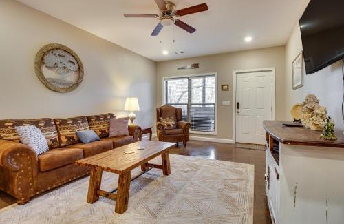 Bull Shoals Apartment | Cozy Bull Shoals Condo Getaway about 1 Mi to Lake!