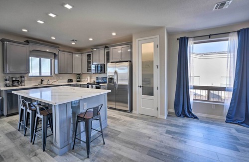 Sunridge Estates House | Cozy Bullhead City Home w/Grill, 3 Mi to CO River