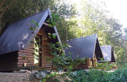 Kolasin Municipality House | Cozy Bungalow With River View