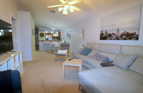 East Arlington House | Cozy Bungalo Jax, where you will feel at home.