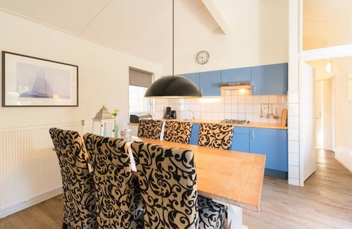 Hollum House | Cozy bungalow 1.5 km from the beach