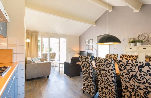 Hollum House | Cozy bungalow 1.5 km from the beach