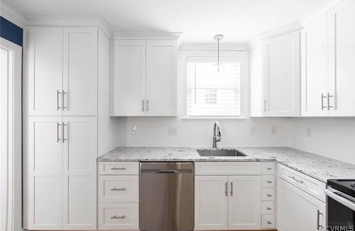 Three Chopt House | Cozy Bungalow convenient to U of R & shops of Libbie & Grove!