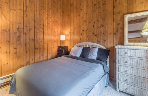 Creede Apartment | Cozy Bungalow in the Heart of Historic Downtown Creede!