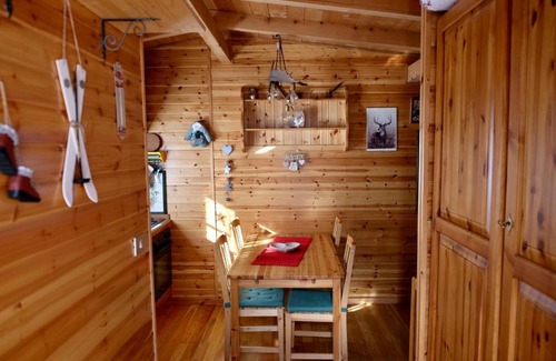 Borgata Sestriere Ski Chalet | Cozy Bungalow