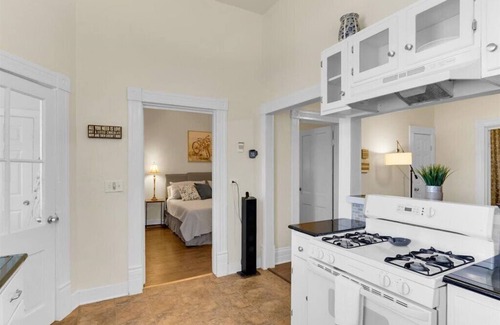 Denver Heights Apartment | Cozy Bungalow Minutes From Downtown San Antonio