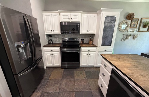 Lancaster House | Cozy Bungalow Near Downtown - Pool, Fire Pit, Custom Loft, Family Friendly
