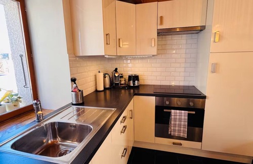 Saint-Julien-en-Genevois Cottage | Cozy cottage in Saint Julien-en-Genevois with WiFi & Free Parking
