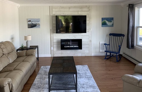 Heart's Delight House | Cozy Retreat Along the Avalon Peninsula in Coastal Heart's Delight