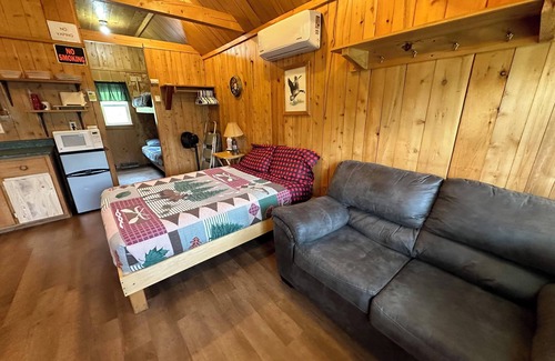 Fort Kent Cabin | Cozy Cabin 1