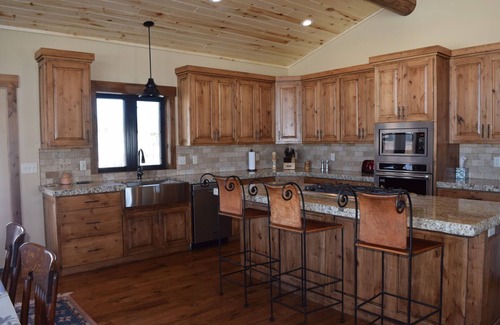Island Park Cabin | Cozy Cabin | 20 MI to YNP | Walk to Henry's Lake