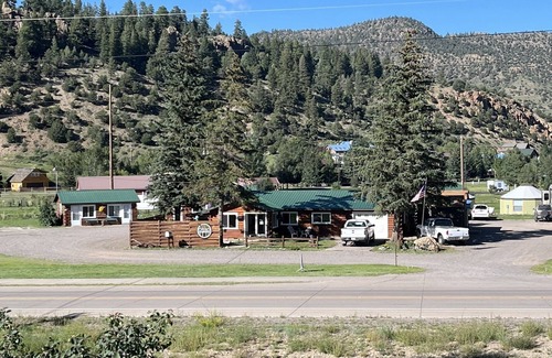 South Fork Cabin | Cozy cabin #5 in mountains near Rio Grande River