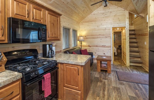 Carmel Cabin | Cozy Cabin 7 - Mission Trail