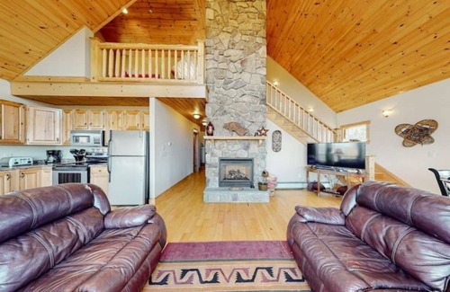 Greenwood Cabin | Cozy Cabin, Big Views. Maine Mountain Retreat
